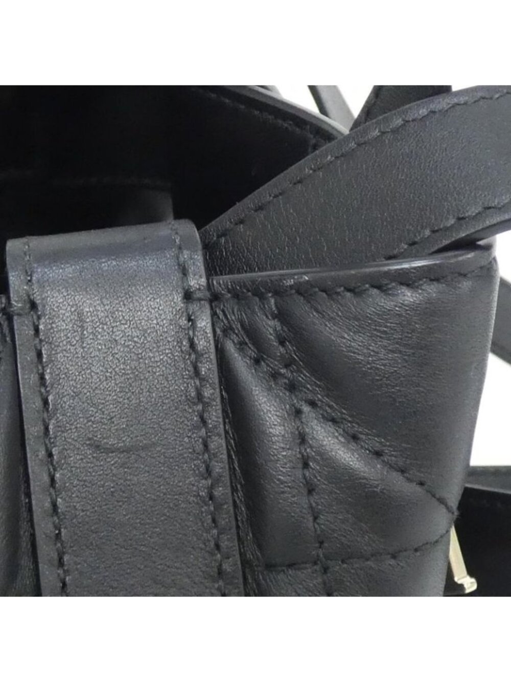 Dior Toujours Vertical Tote Nano - Picture 5 of 10